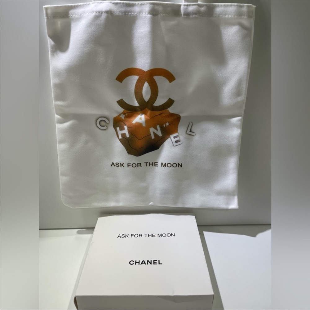Chanel beauty gift ask for the moon canvas tote - Picture 12 of 13